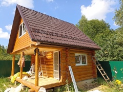 Баня 5×5 с террасой и мансардой, 25 м²